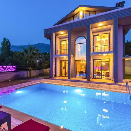 Sleeps 6 Pool Air Con Wifi Villa *